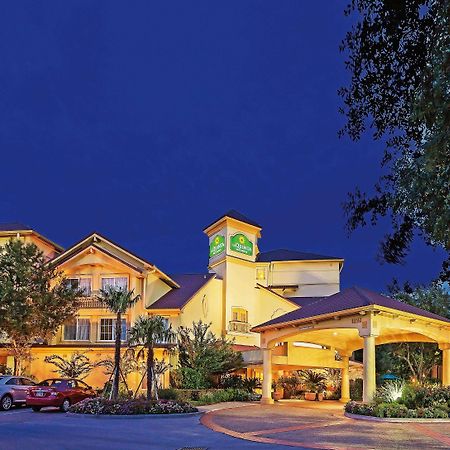 La Quinta By Wyndham Houston Galleria Area Exterior photo